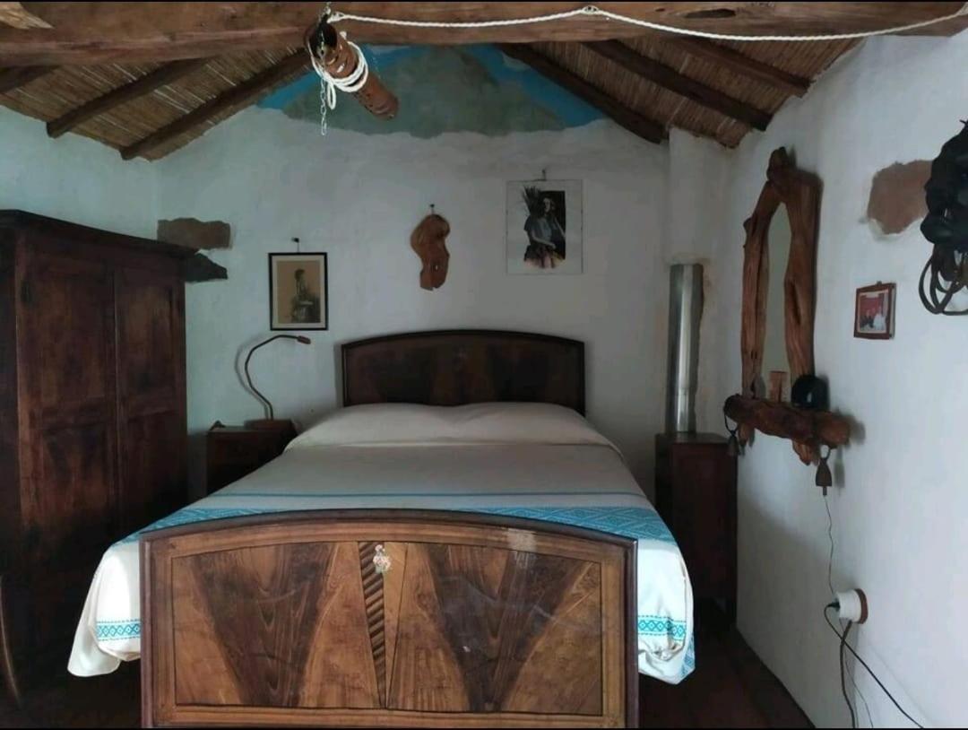 Holiday home Sa Domu 'eccia Urzulei