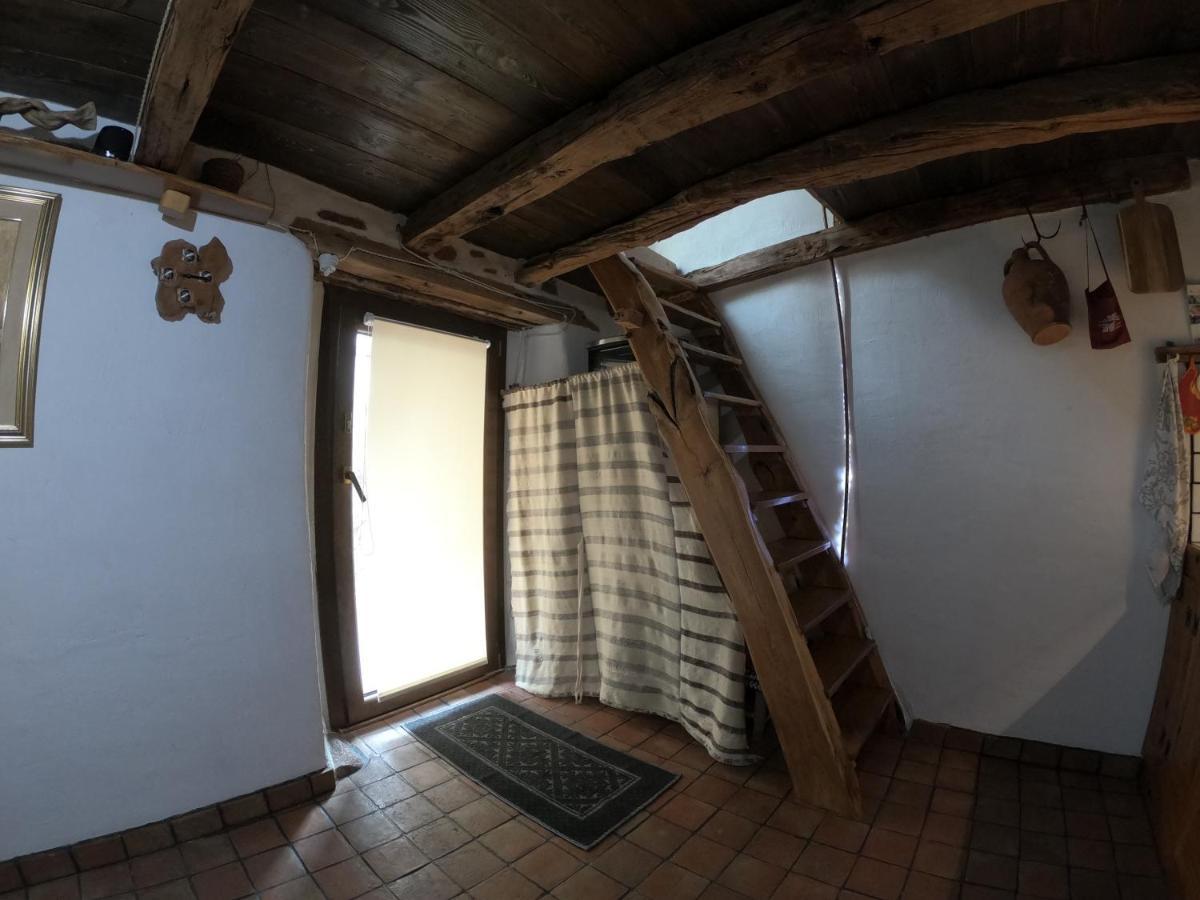 Sa Domu 'eccia Holiday home Urzulei